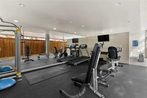 $1,295,000 | 3740 Holland Avenue, Unit 3B, Dallas, TX 75219