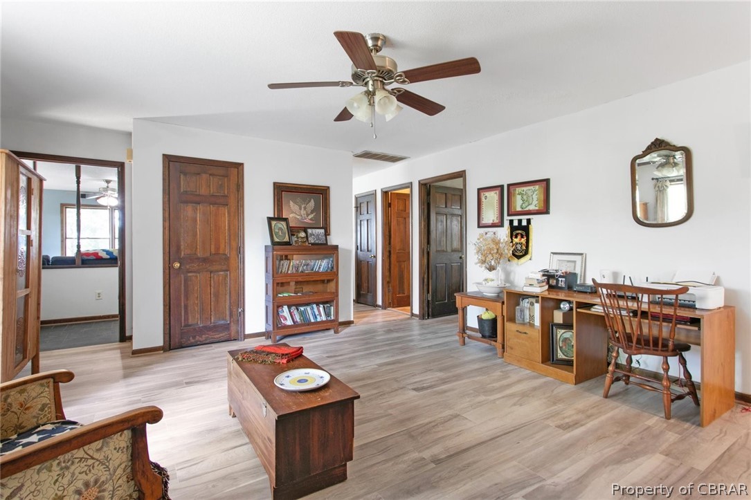 7230 Fraser Road Gloucester Point, VA 23062 - Photo 20 of 47