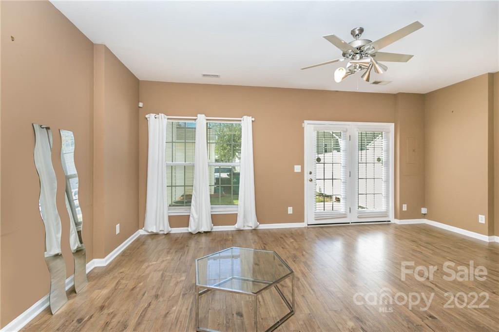 5024 Prosperity Ridge Road, Unit 212 Charlotte, NC 28269 - Photo 11 of 28 Gallery Image 11