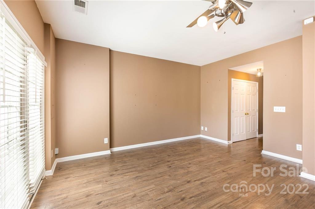 5024 Prosperity Ridge Road, Unit 212 Charlotte, NC 28269 - Photo 13 of 28 Gallery Image 13