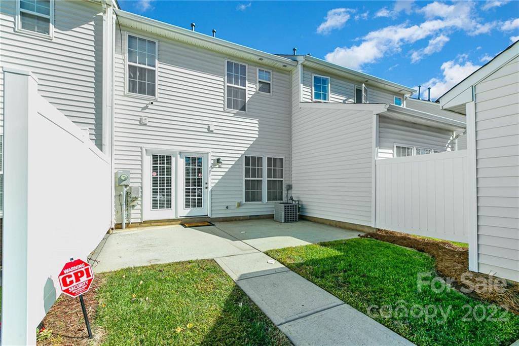 5024 Prosperity Ridge Road, Unit 212 Charlotte, NC 28269 - Photo 24 of 28 Gallery Image 24