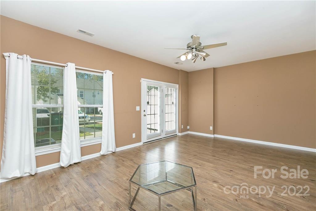 5024 Prosperity Ridge Road, Unit 212 Charlotte, NC 28269 - Photo 10 of 28 Gallery Image 10