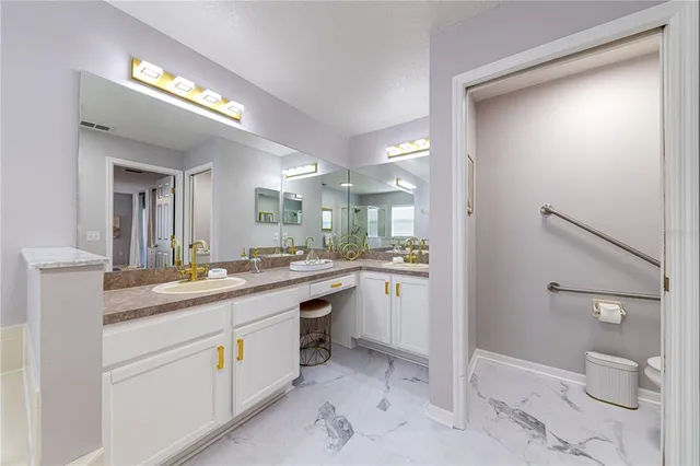 a view of a kitchen area