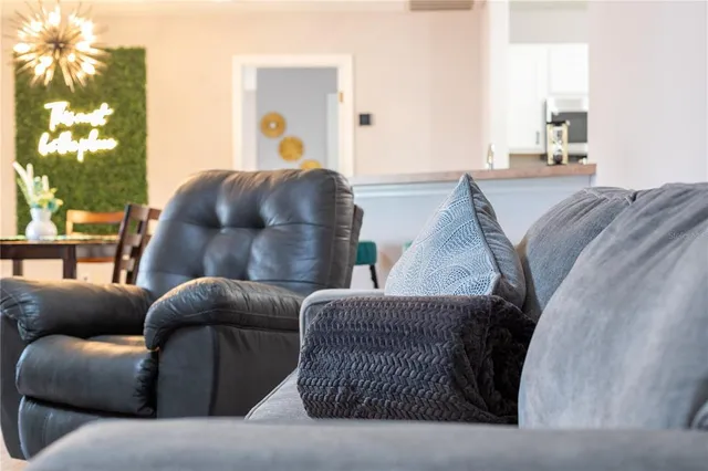 $429,900 | 680 Thousand Oaks Boulevard, Davenport, FL 33896