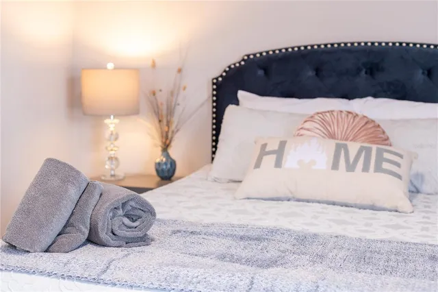 $429,900 | 680 Thousand Oaks Boulevard, Davenport, FL 33896