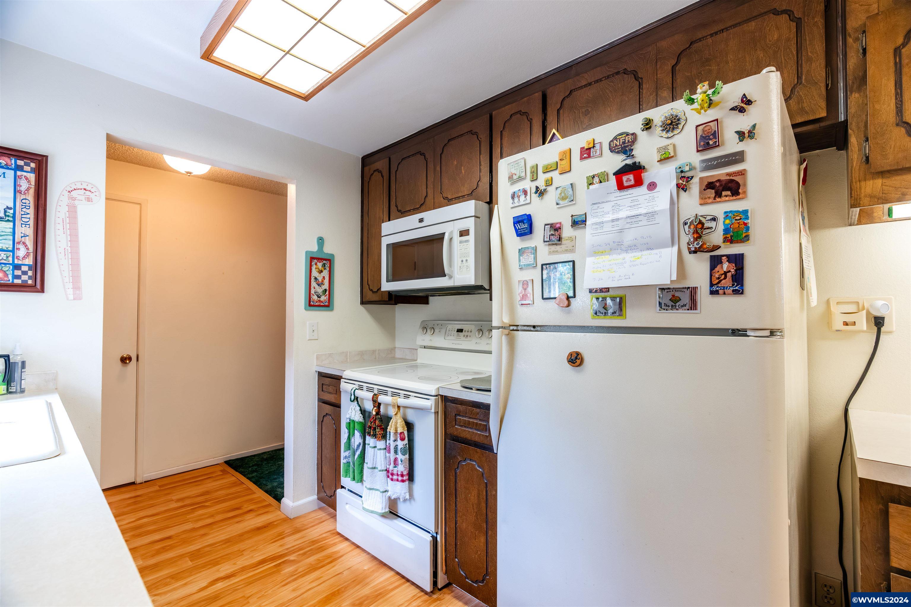 5810 Lake Labish Road Northeast Salem, OR 97305 - Photo 13 of 38 Gallery Image 13