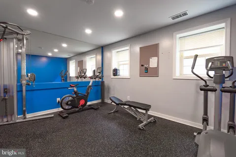 $317,000 | 1301 East Abingdon Drive, Unit 1, Alexandria, VA 22314