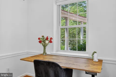 $317,000 | 1301 East Abingdon Drive, Unit 1, Alexandria, VA 22314
