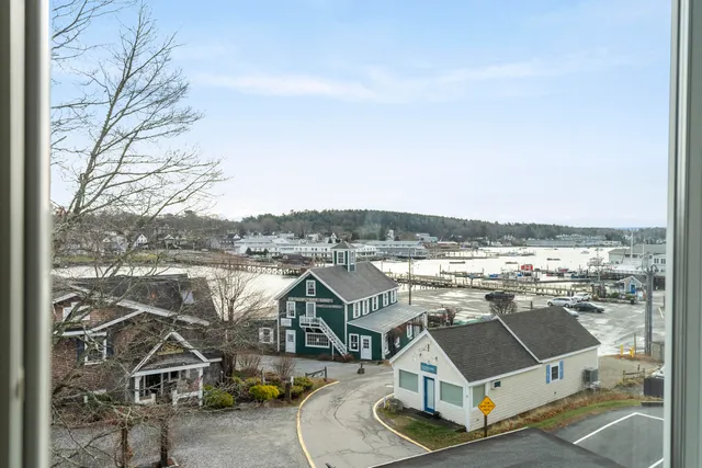 $1,475,000 | 37 Townsend Avenue, Boothbay Harbor, ME 04538