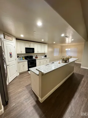 $409,000 | Undisclosed Address, Woodlake, CA 93286