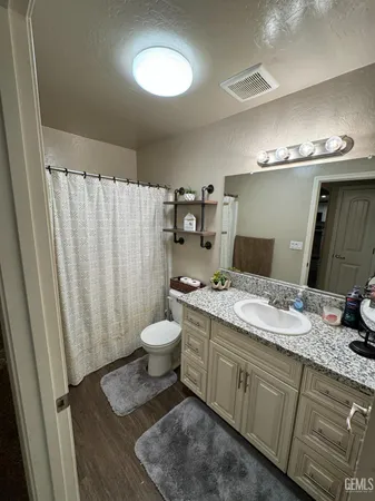$409,000 | Undisclosed Address, Woodlake, CA 93286