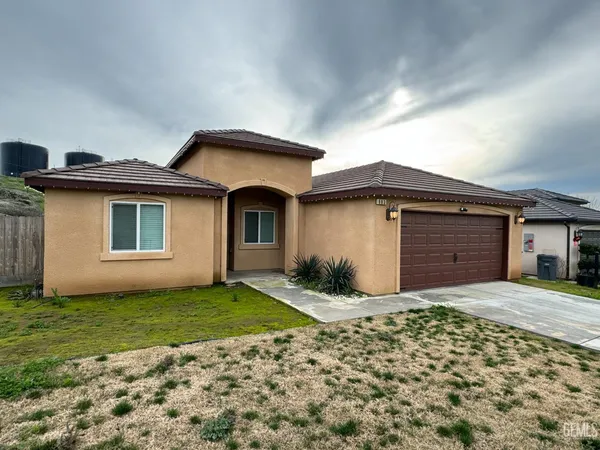 $409,000 | Undisclosed Address, Woodlake, CA 93286