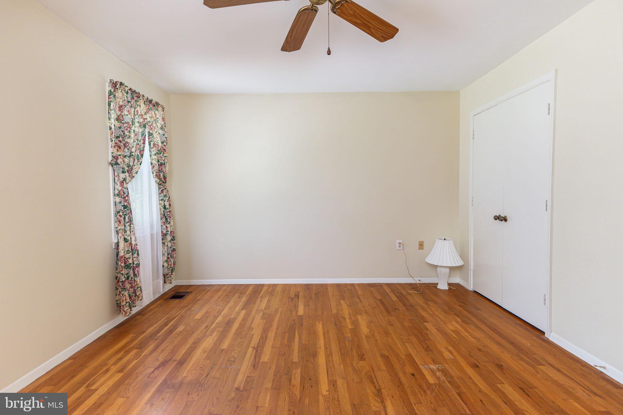 8404 Margo Road Lanham, MD 20706 - Photo 23 of 32 Master bedroom