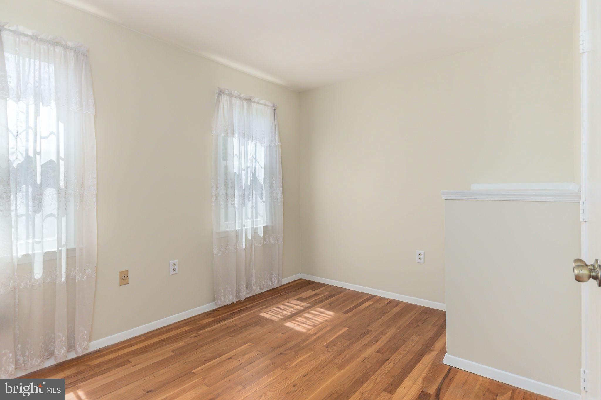 8404 Margo Road Lanham, MD 20706 - Photo 28 of 32 3rd bedroom