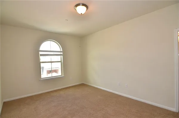 $1,800 | 1001 Zodiac Lane, Unit 16, Round Rock, TX 78665