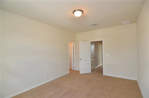 $1,800 | 1001 Zodiac Lane, Unit 16, Round Rock, TX 78665