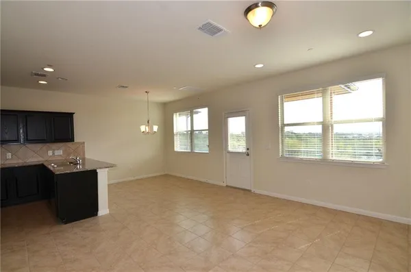 $1,800 | 1001 Zodiac Lane, Unit 16, Round Rock, TX 78665