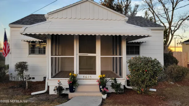 $1,900 | 4625 Riverdale Road, Jacksonville, FL 32210