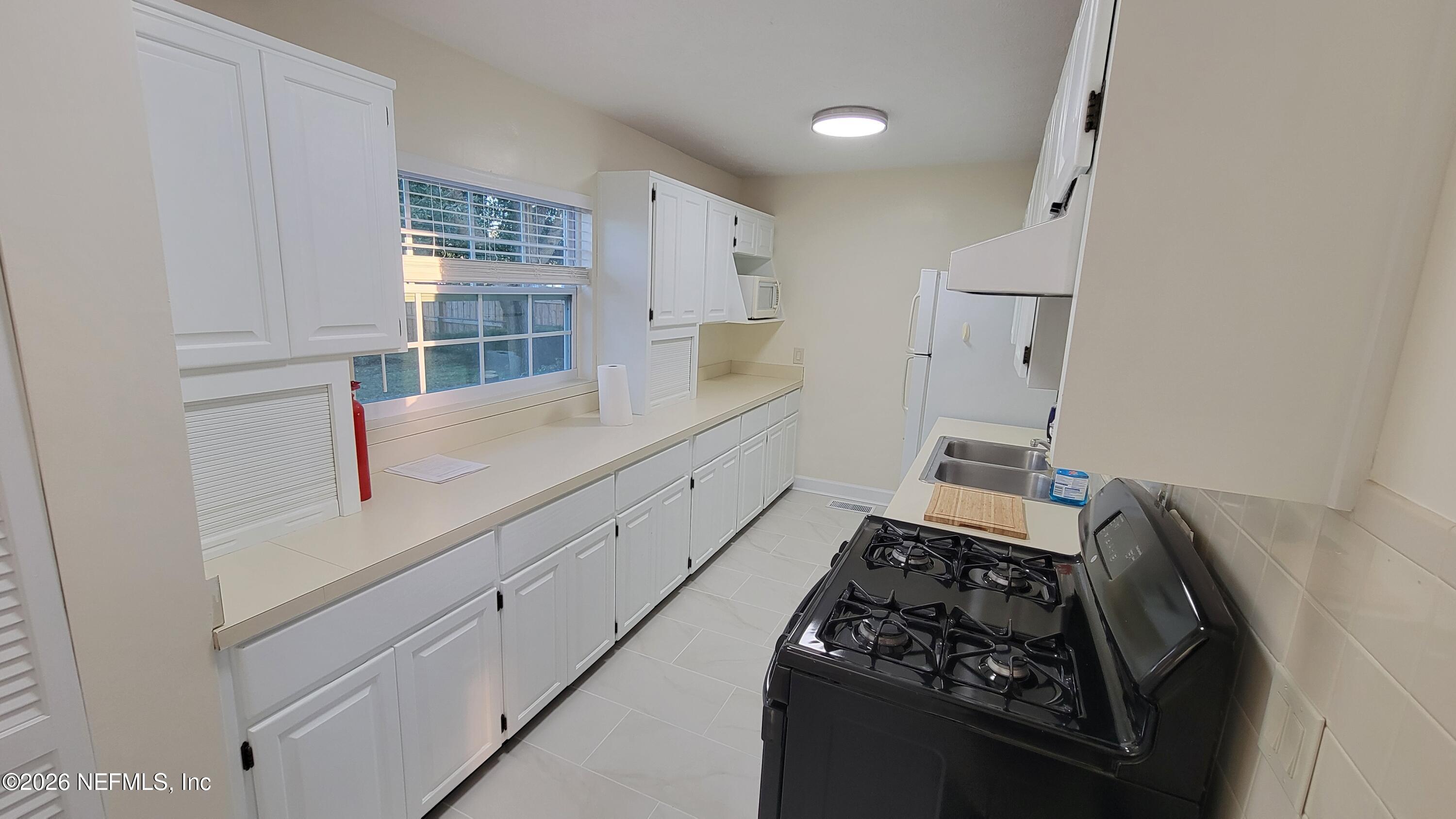 4625 Riverdale Road Jacksonville, FL 32210 - Photo 16 of 20 20260120_173150