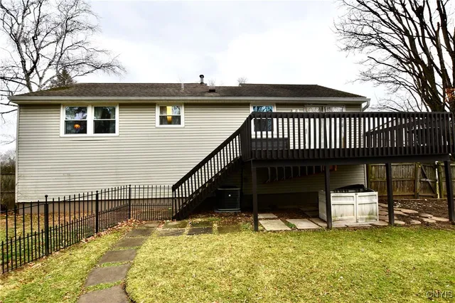 $290,000 | 4964 Blacksmith Path, Clay, NY 13088