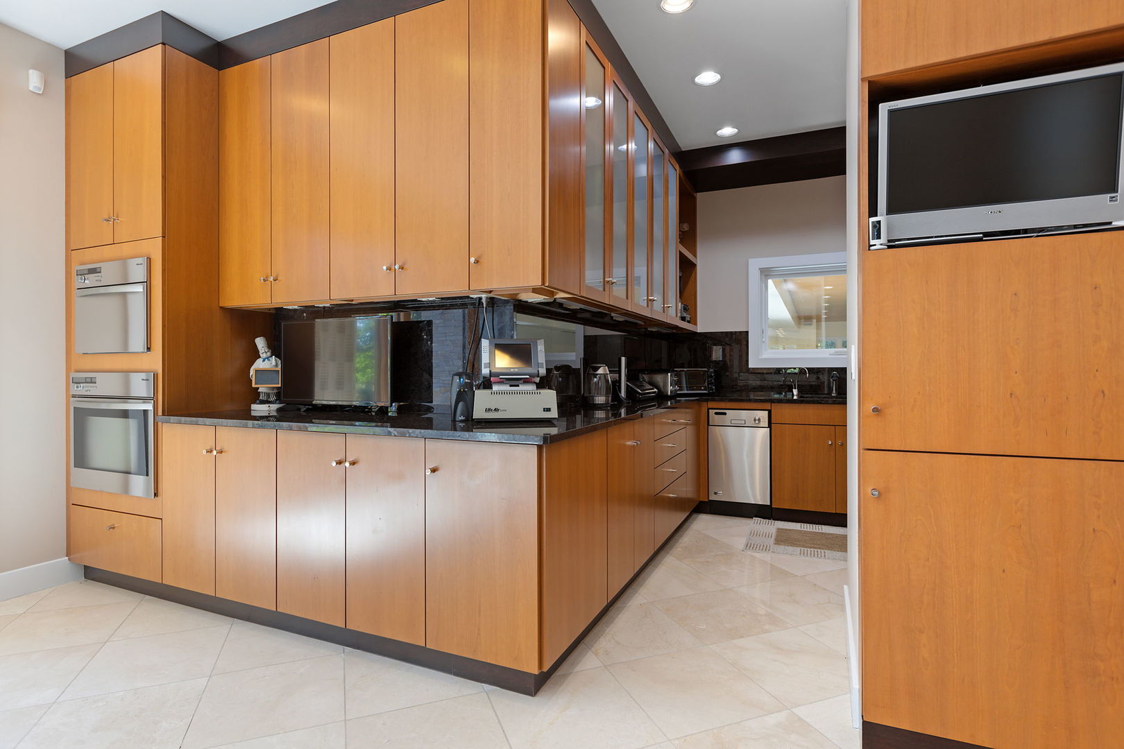 925 Morrison Road Northbrook, IL 60062 - Photo 18 of 75