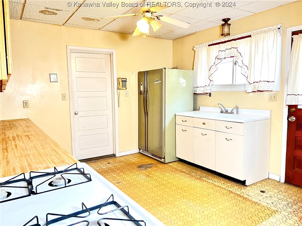 902 Rutledge Road Charleston, WV 25311 - Photo 12 of 42 Gallery Image 12