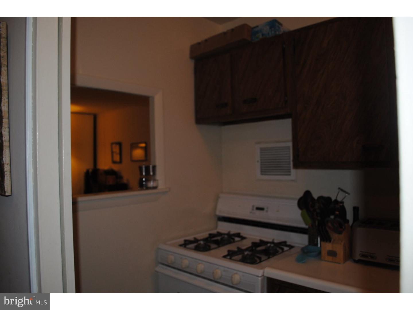 9921 Bustleton Avenue, Unit B8 Philadelphia, PA 19115 - Photo 6 of 8 Kitchen