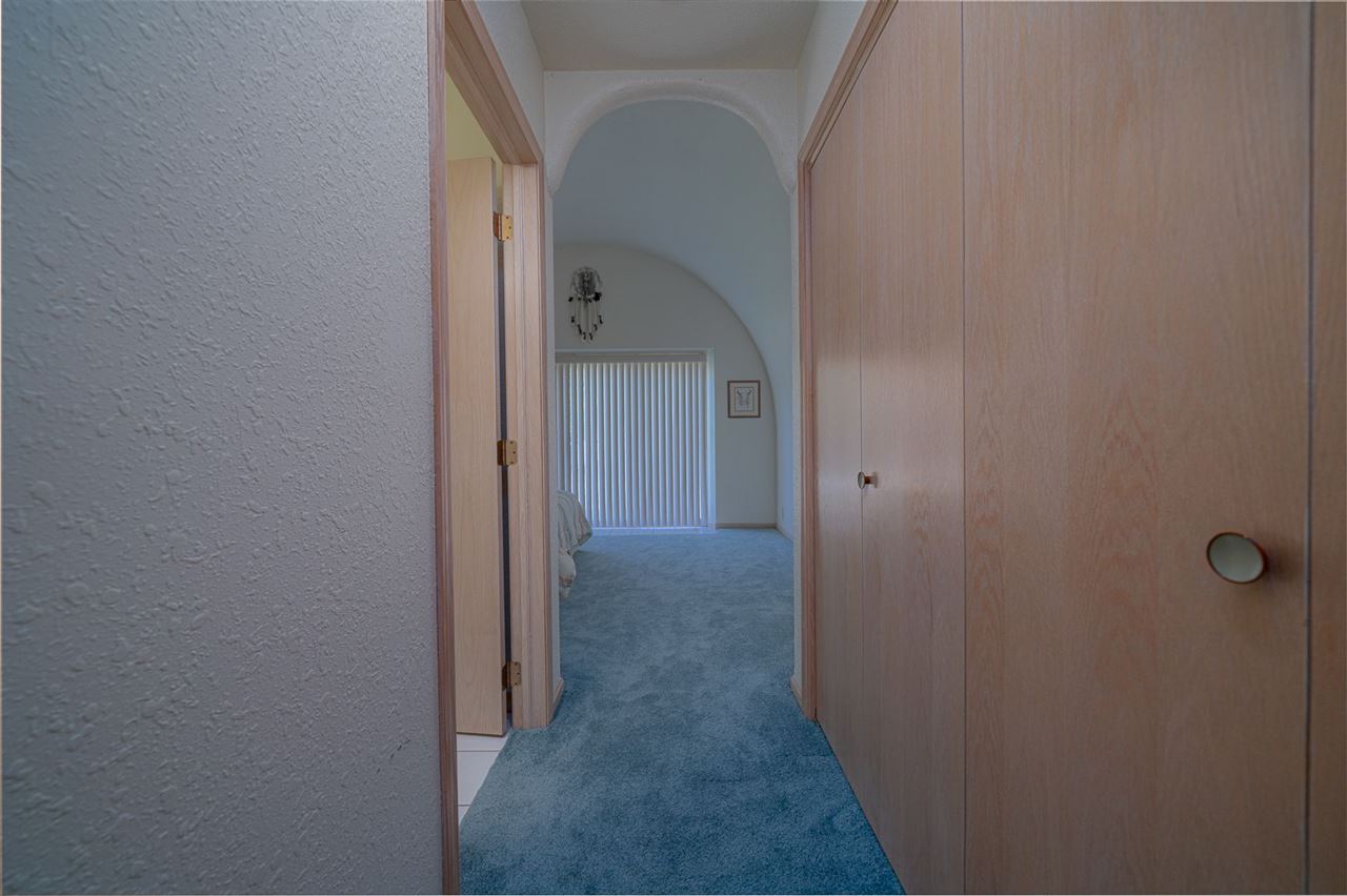 208 New Forest Road Southwest Poplar Grove, IL 61065 - Photo 16 of 40 a view of a hallway