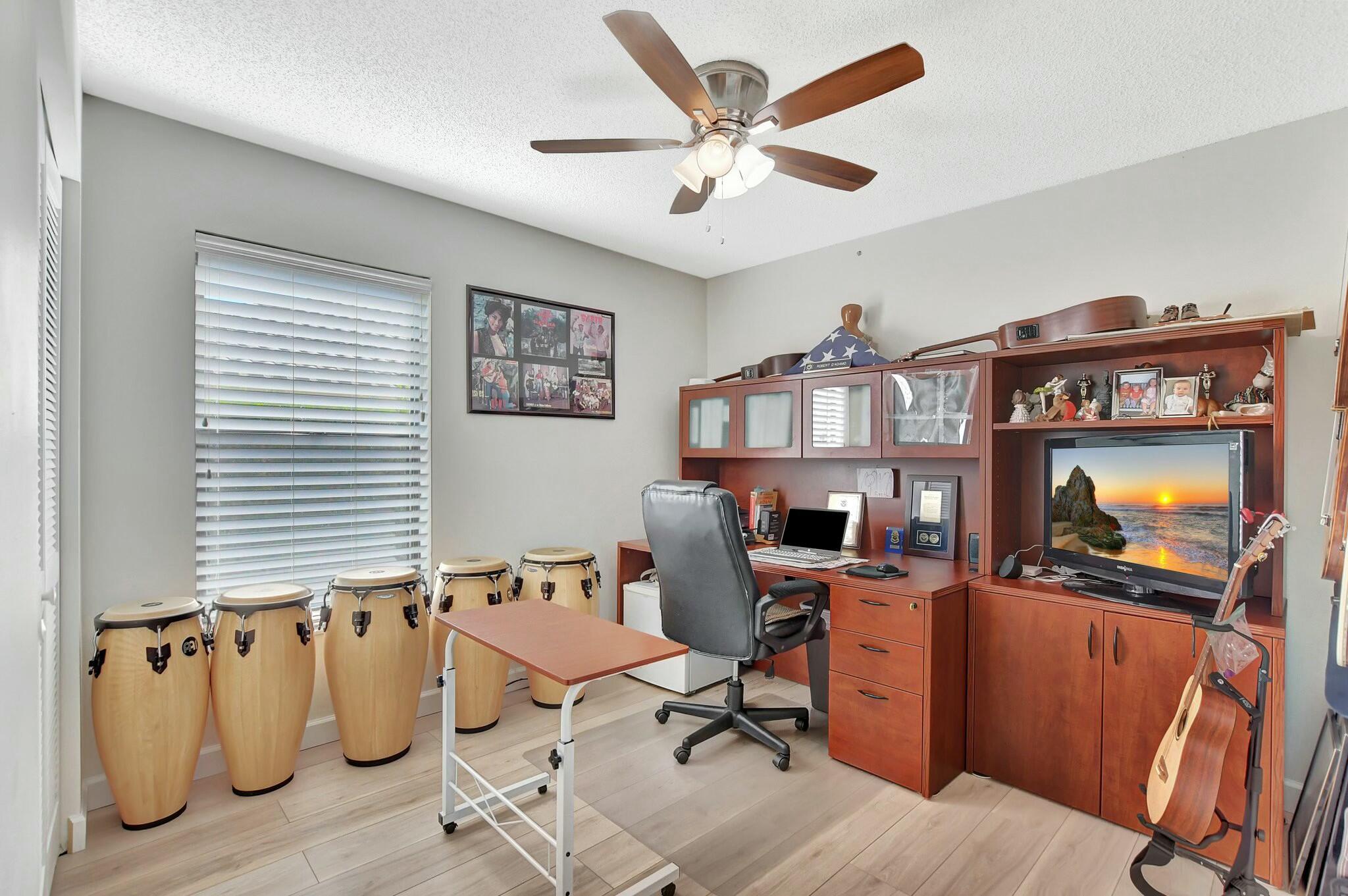 19569 Sedgefield Terrace Boca Raton, FL 33498 - Photo 34 of 57 tempImagenxJ3S3
