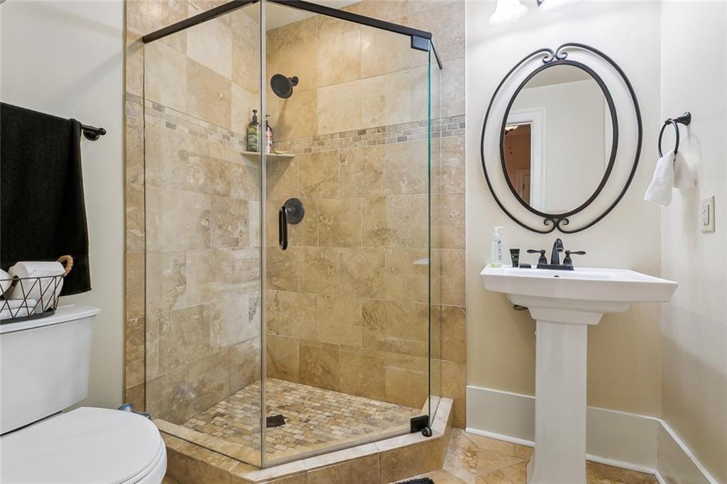 305 Decatur Street, Unit 202 New Orleans, LA 70130 - Photo 8 of 9