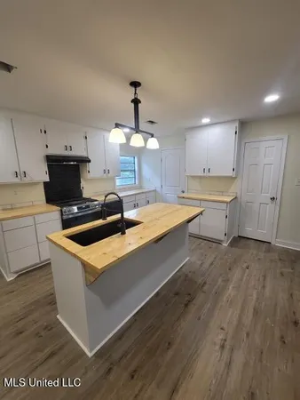 $150,000 | 5413 Crepe Myrtle Drive, Jackson, MS 39206