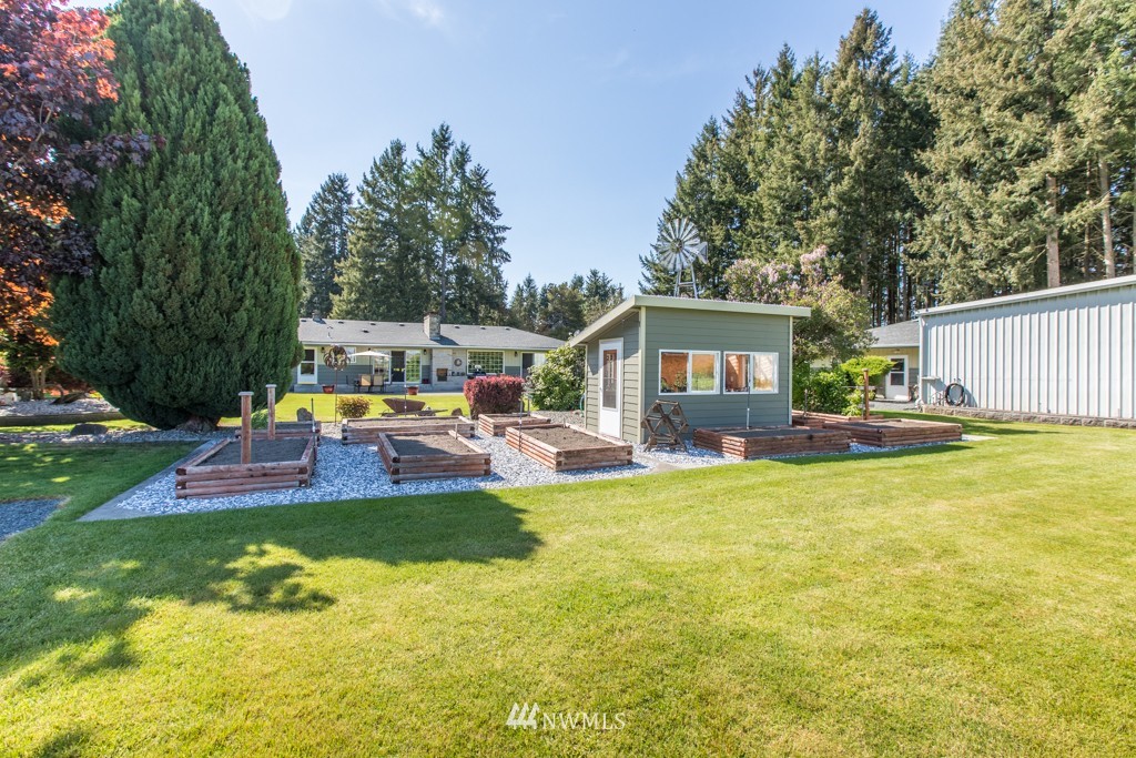 10706 Clark Road Southeast Yelm, WA 98597 - Photo 13 of 19 Gallery Image 13