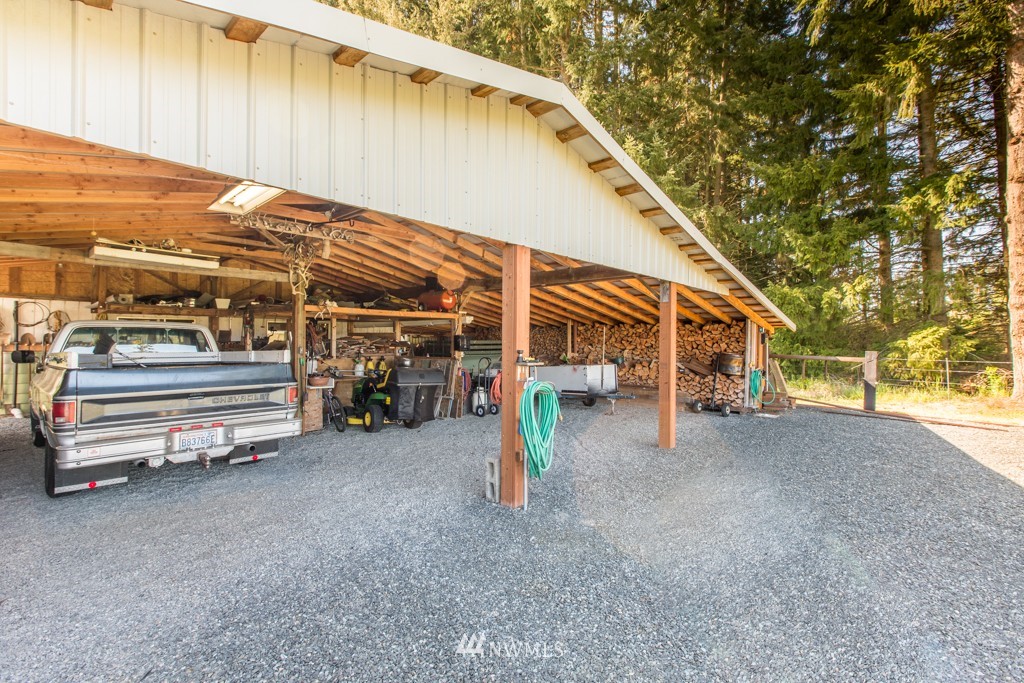10706 Clark Road Southeast Yelm, WA 98597 - Photo 14 of 19 Gallery Image 14