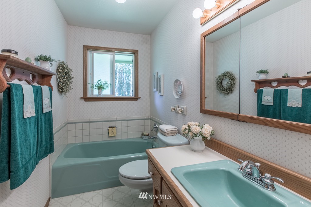 10706 Clark Road Southeast Yelm, WA 98597 - Photo 8 of 19 Gallery Image 8