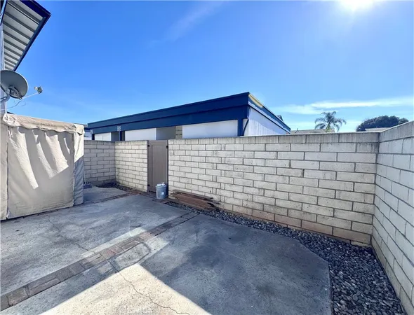 $3,250 | 4692 Heil Avenue, Huntington Beach, CA 92649