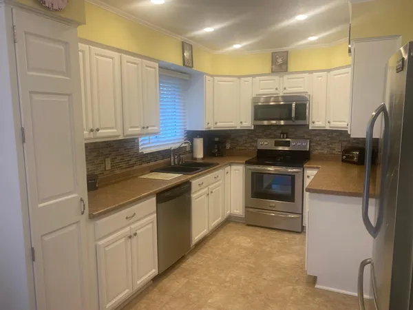 $399,900 | 10253 101st Avenue North, Maple Grove, MN 55369