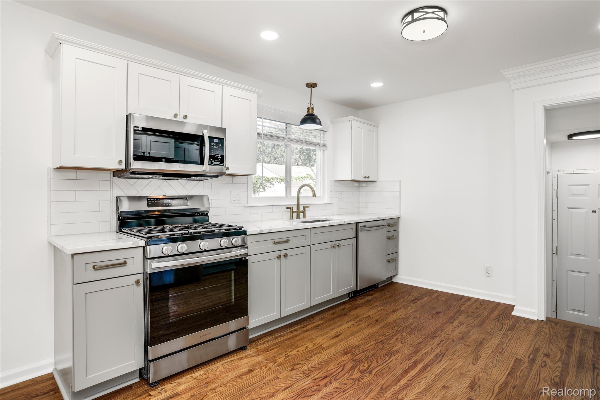 8097 Meyers Road Detroit, MI 48228 - Photo 10 of 24 Gallery Image 10