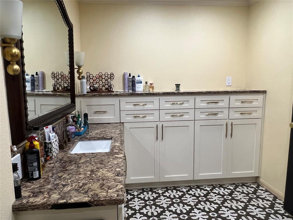 3802 Chisholm Trail Temple, TX 76504 - Photo 15 of 23 a view of a storage & utility room