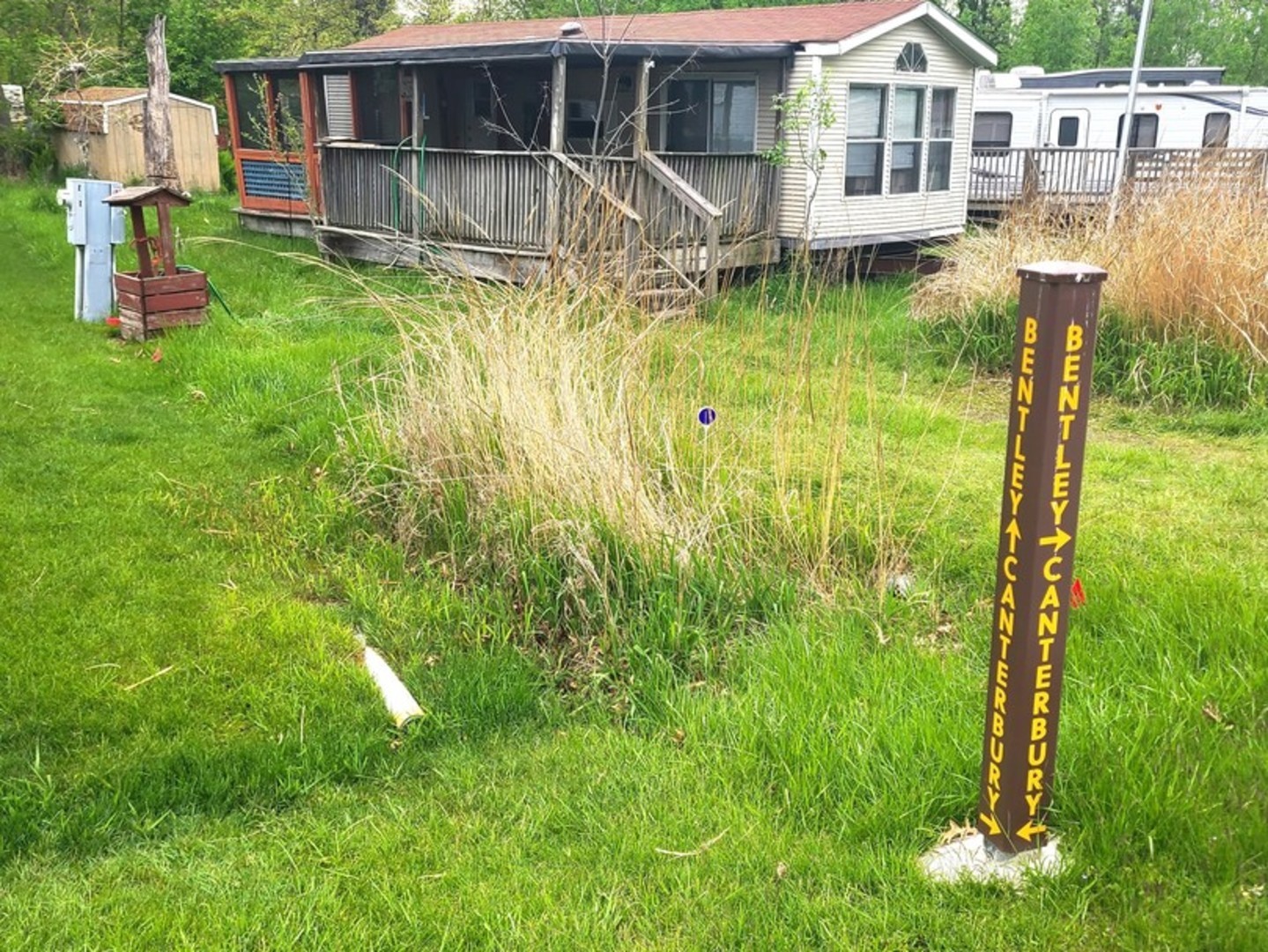 4-213 Woodhaven Sublette, IL 61367 - Photo 2 of 10