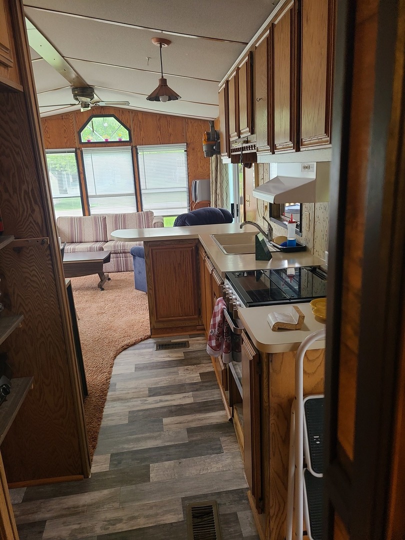 4-213 Woodhaven Sublette, IL 61367 - Photo 7 of 10