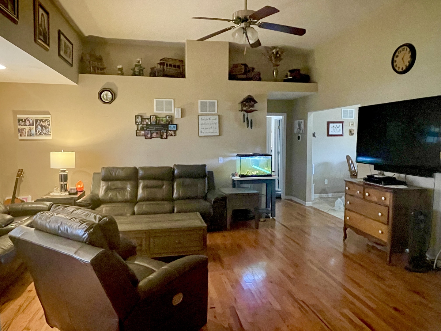 320 Rachel Way Utica, IL 61373 - Photo 4 of 21 Gallery Image 4
