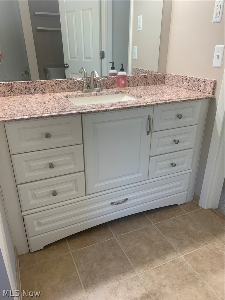 4493 Birchwold Road South Euclid, OH 44121 - Photo 19 of 31 Large Updated Vanity