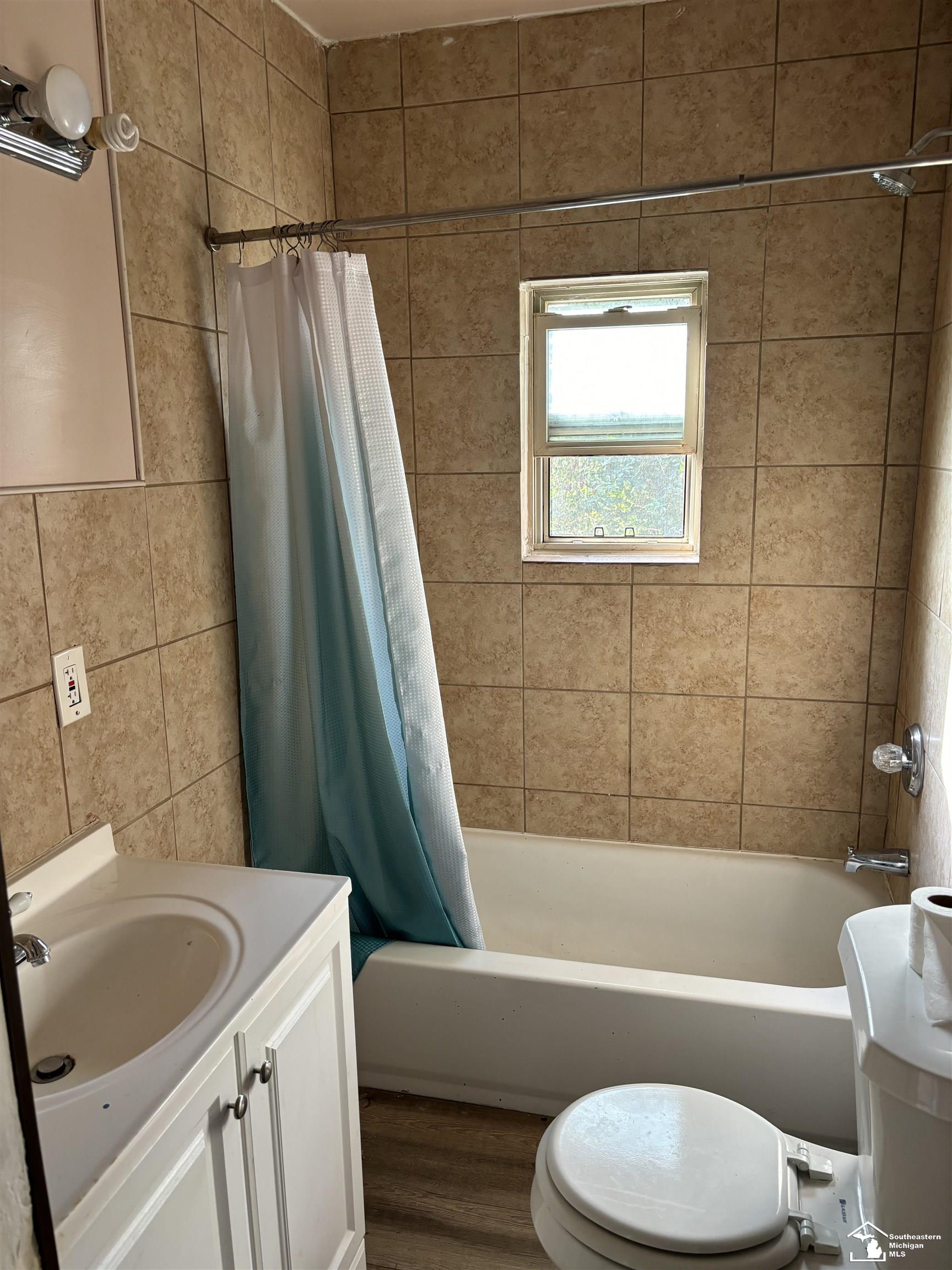 3257 Harrison Street Inkster, MI 48141 - Photo 18 of 42 50159700-71d2b355-cc41-41ef-b17a-ea0ffa27a97f.JPG