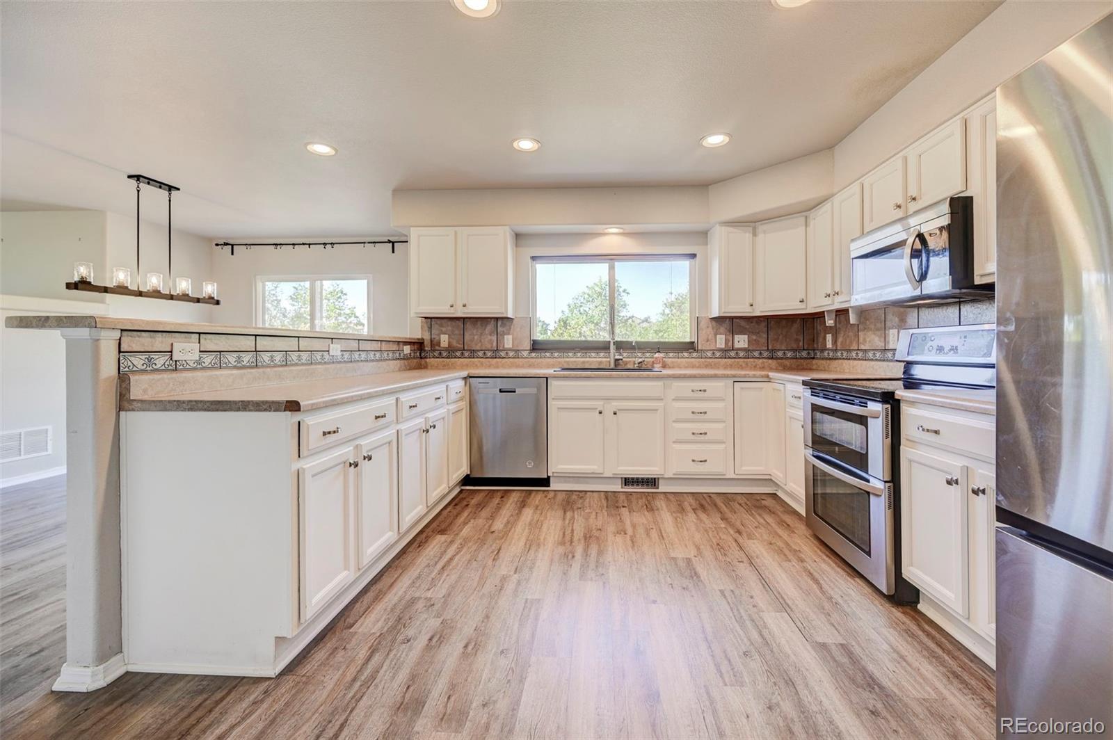 835 Ridgebury Place Fountain, CO 80817 - Photo 9 of 31