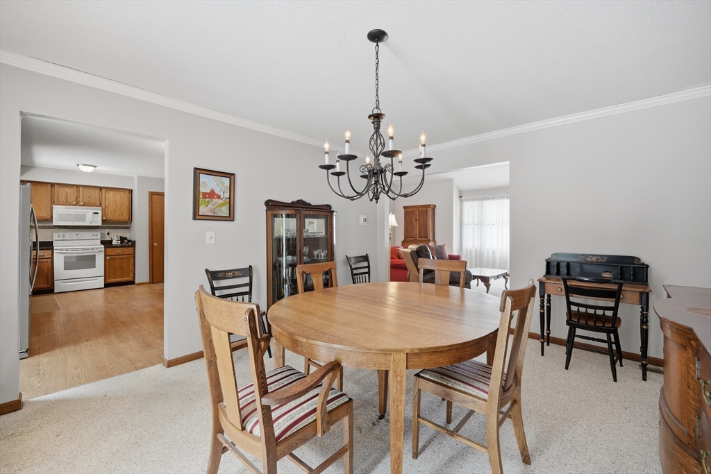 419 Southwick Road, Unit P66 Westfield, MA 01085 - Photo 4 of 37 Gallery Image 4