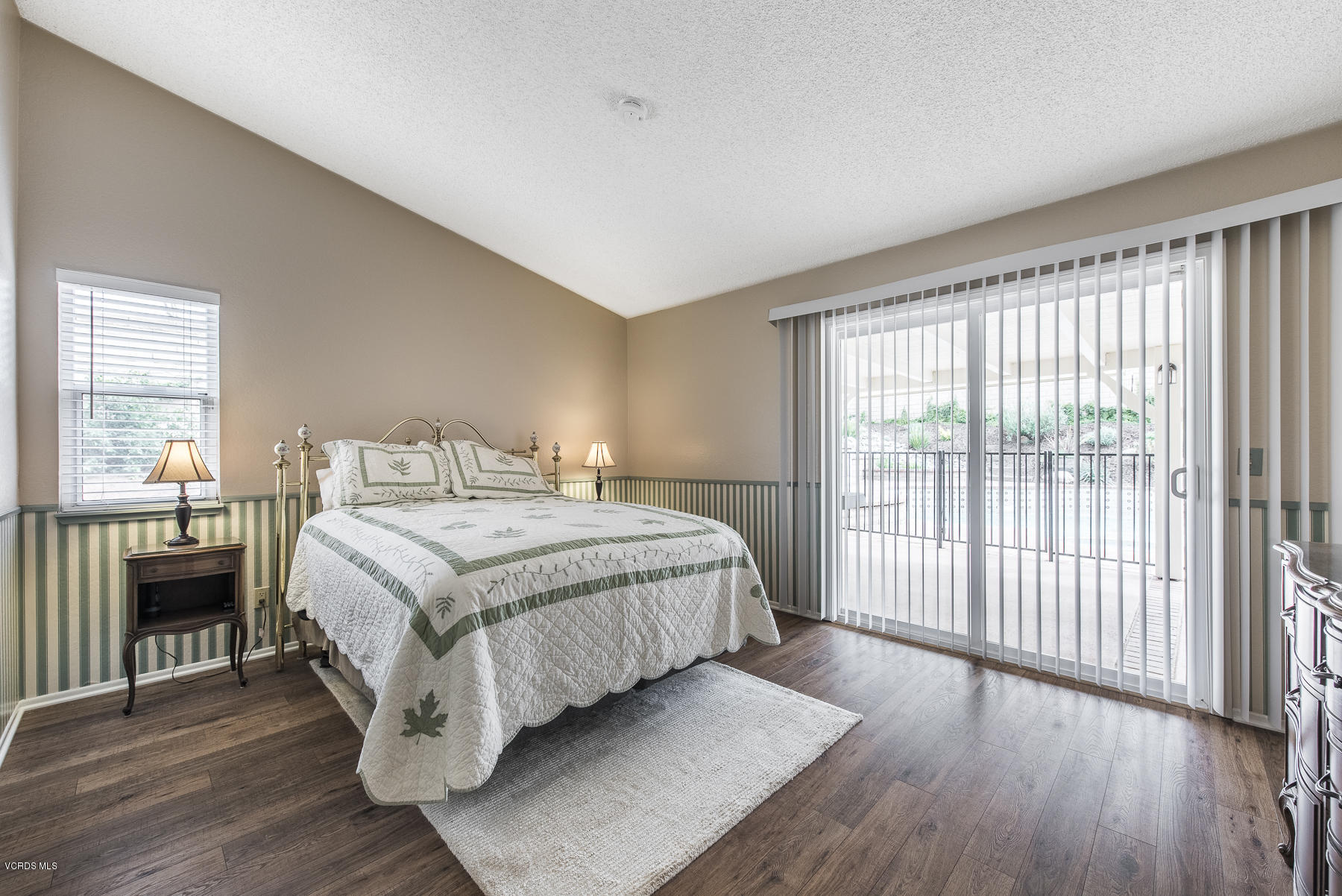 408 Appleton Road Simi Valley, CA 93065 - Photo 17 of 25 408 Appleton Rd-17