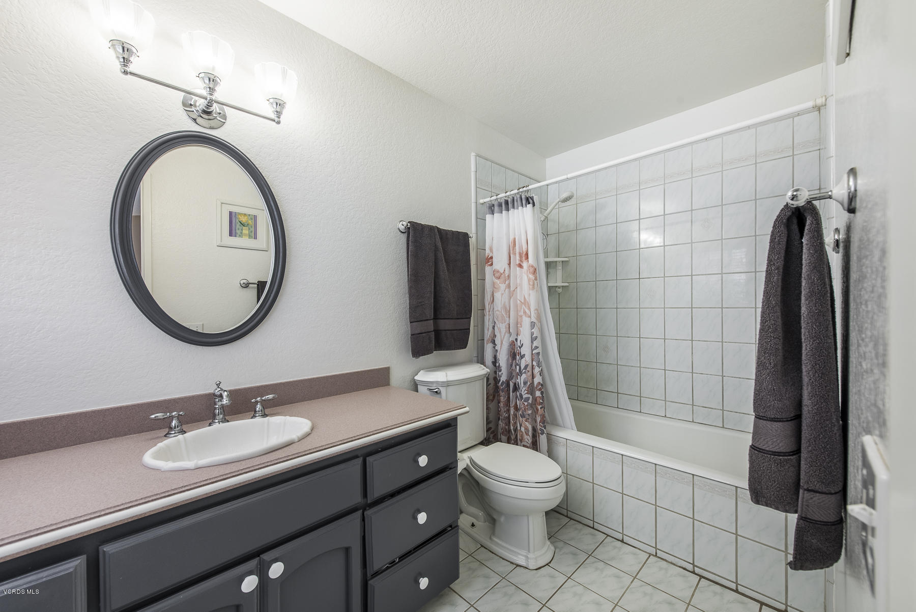 408 Appleton Road Simi Valley, CA 93065 - Photo 19 of 25 408 Appleton Rd-19