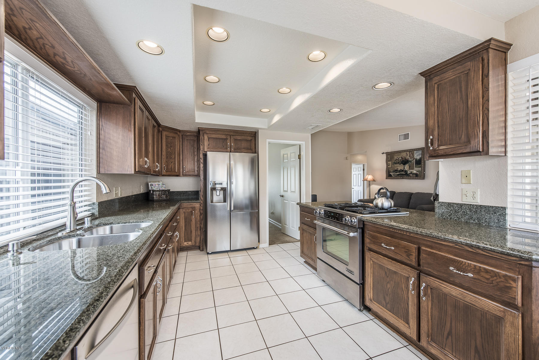408 Appleton Road Simi Valley, CA 93065 - Photo 10 of 25 408 Appleton Rd-10