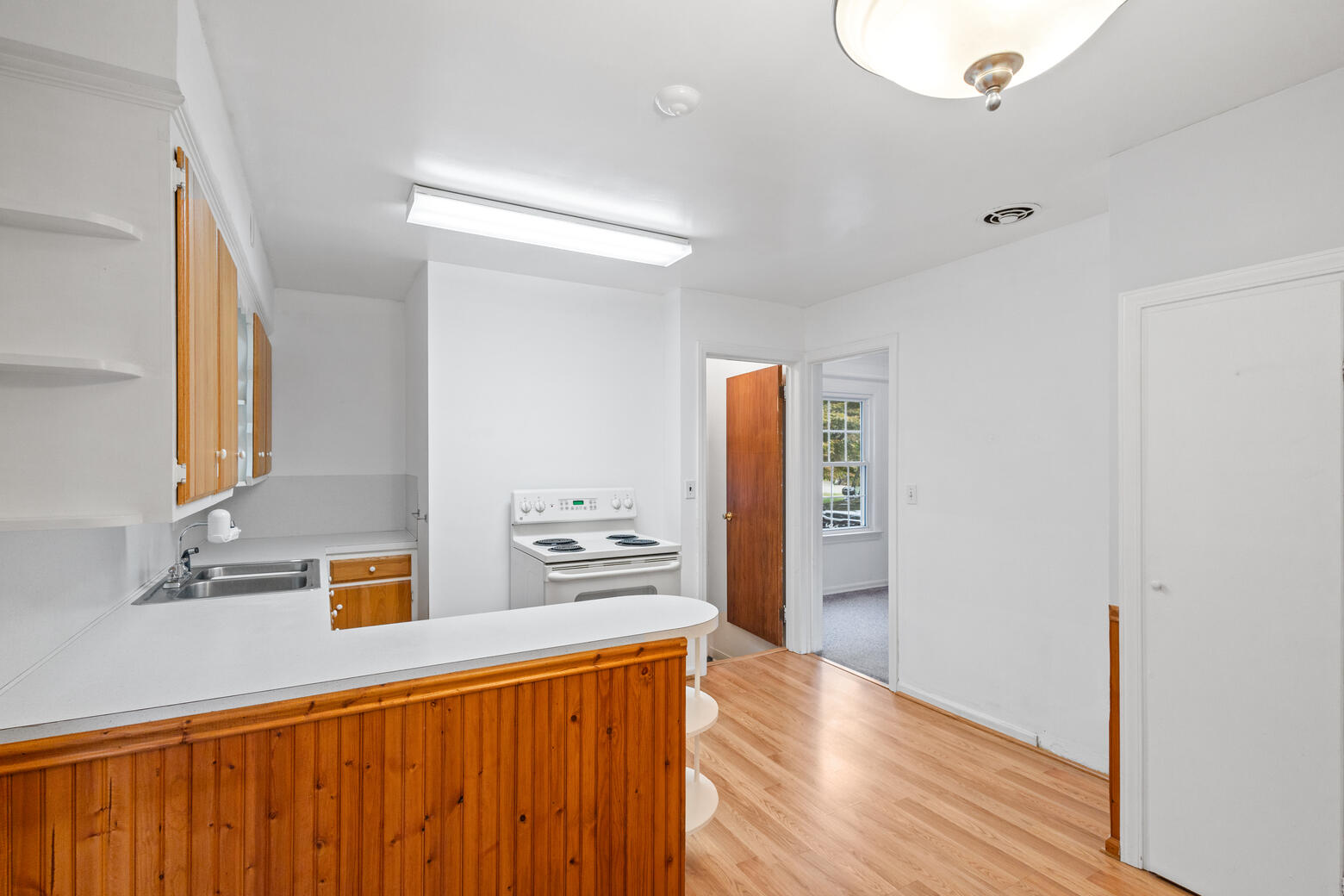 1714 Paddington Road Kalamazoo, MI 49001 - Photo 20 of 33 1000011886