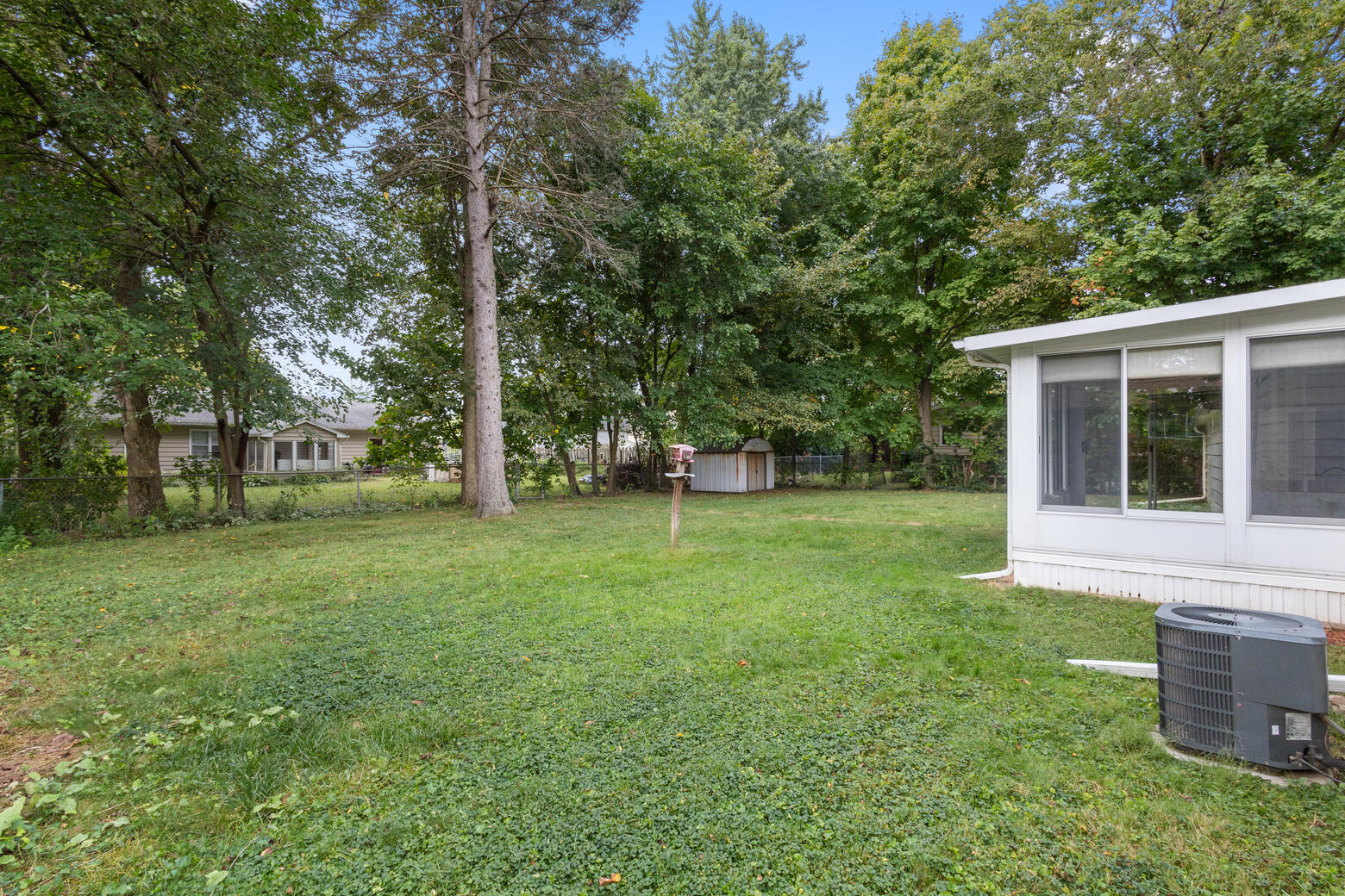1714 Paddington Road Kalamazoo, MI 49001 - Photo 32 of 33 1000011898